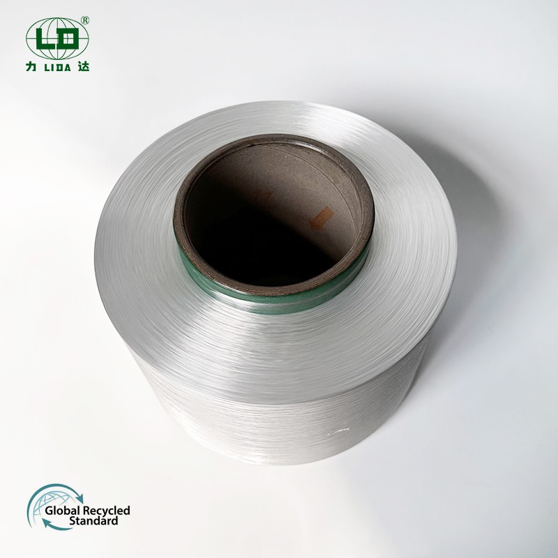 Wat is de functie van 100,0% gerecycled pre-consumer polyamide